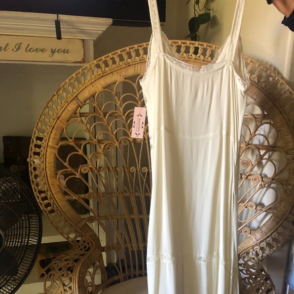 Nanette Lepore Palomino White Embroidered Midi - Picture 4 of 4